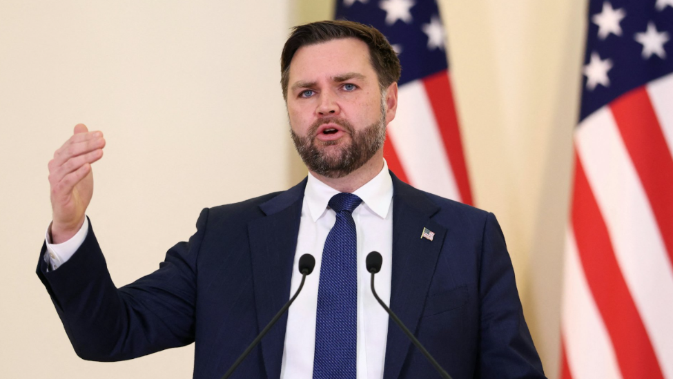 美国或即将终止对伊朗的军事举措 —— 万斯分析