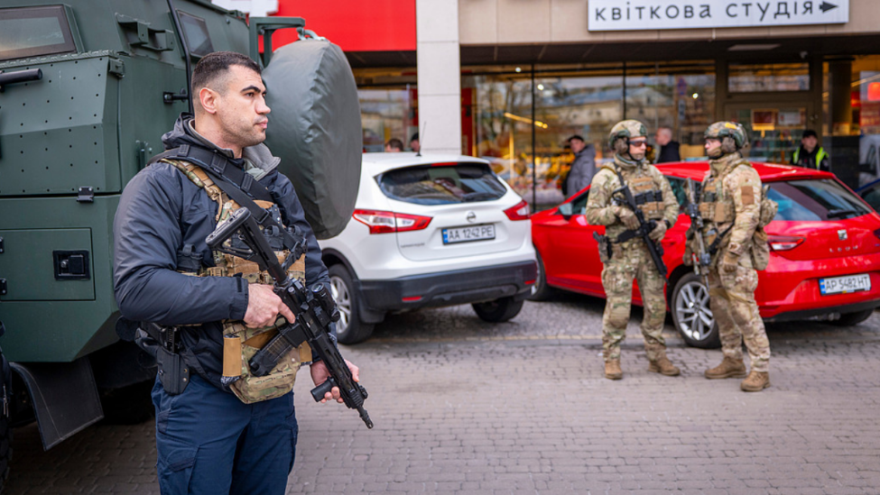 乌克兰基辅遭遇近年最致命枪击事件 当局认定为恐怖袭击