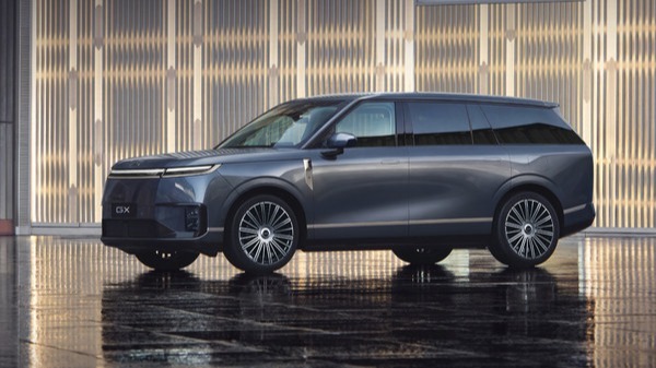 小鹏汽车CEO预告新品GX:融合先进飞行安全技术