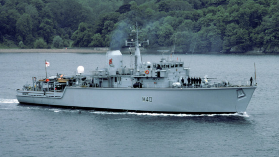 英法拟向霍尔木兹海峡派出排雷舰艇部队