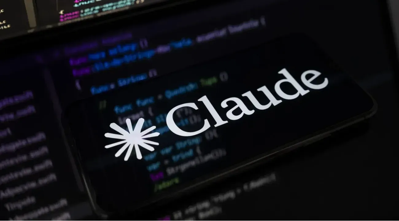 Claude Code明星AI编程工具源码惊现51万行泄漏事件