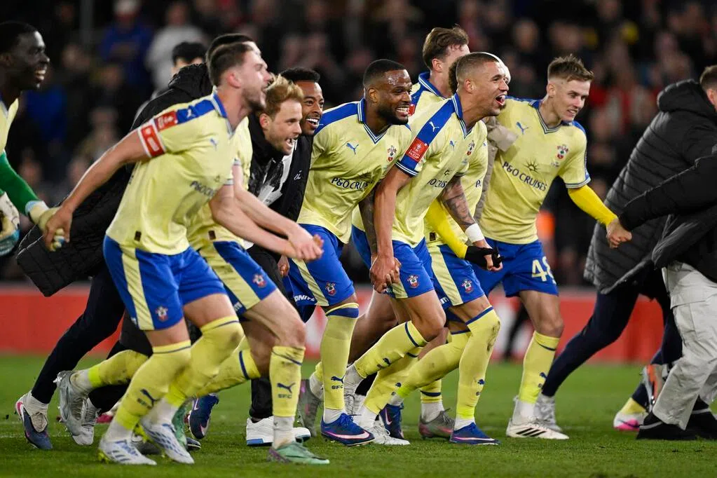 曼城切尔西顺利晋级 避免同室操戈进入足总杯半决赛