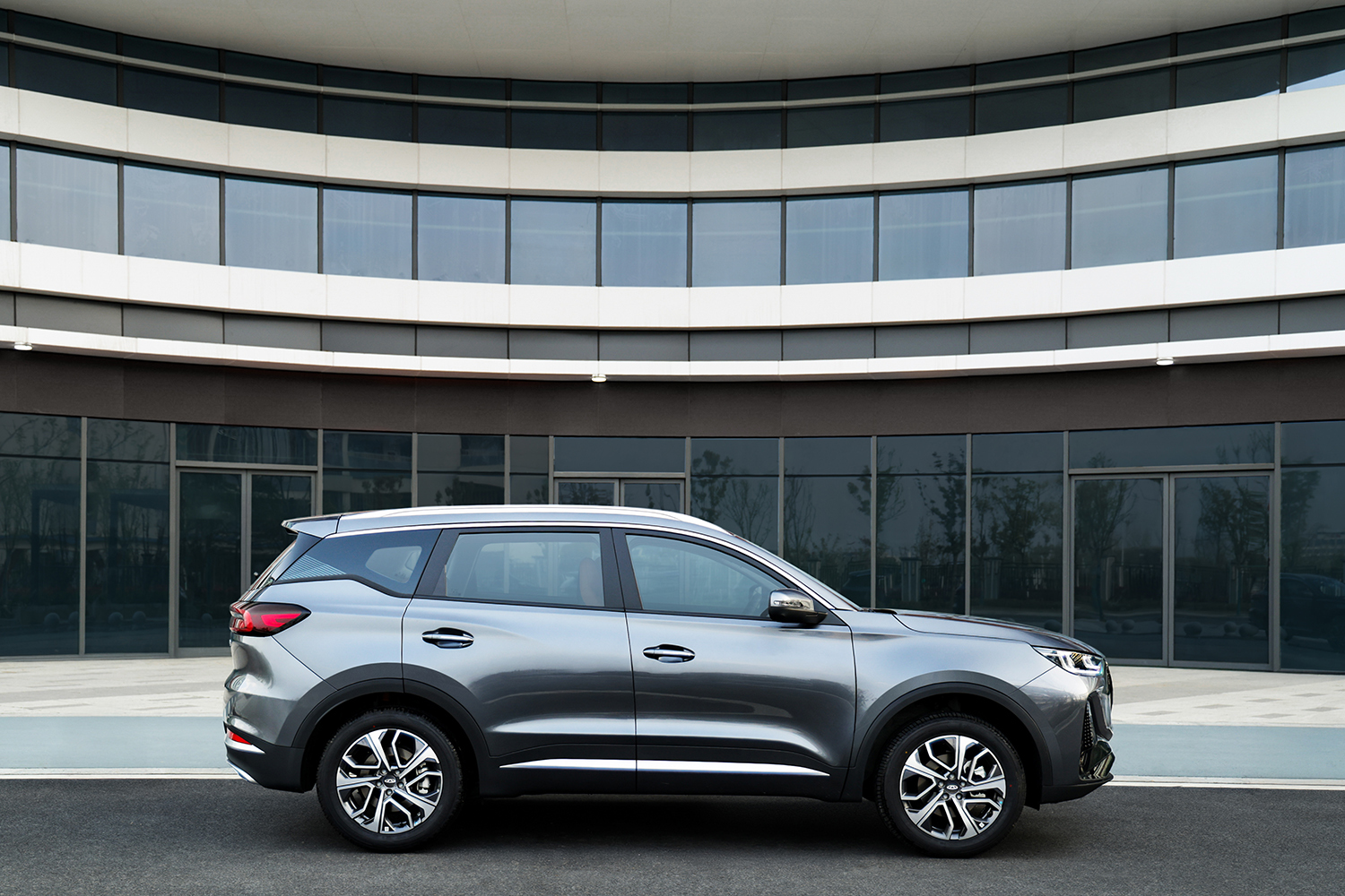 瑞虎7L/全新瑞虎7/瑞虎5运动版全球上市 超值置换价6.79万元起