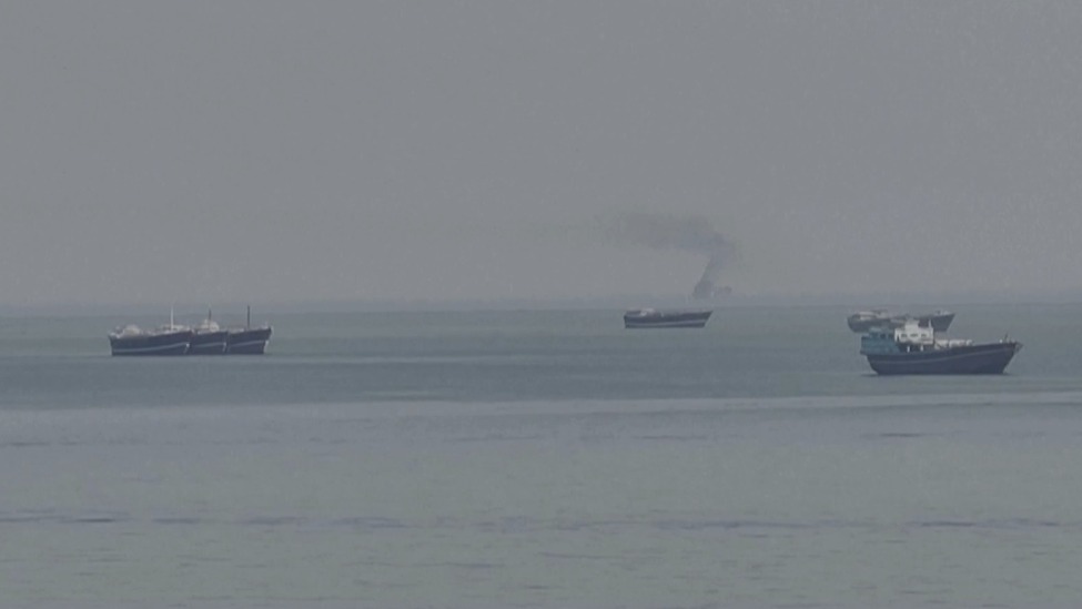 伊朗军队声明：霍尔木兹海峡将持续拒绝美以通行