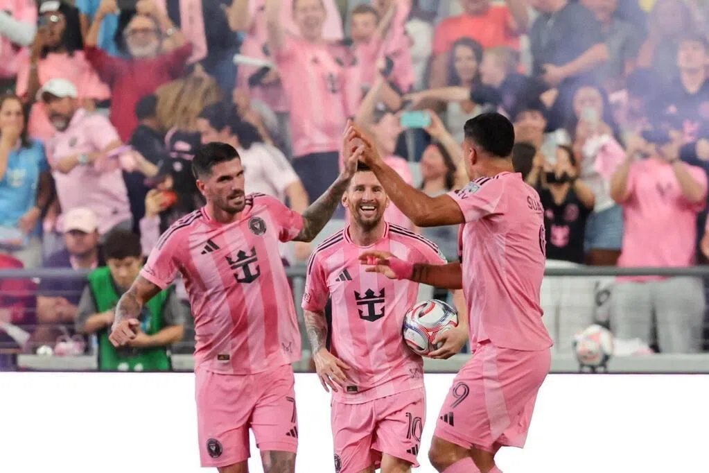 梅西破门贝克汉姆梦想成真:迈阿密国际新球场迎来首秀