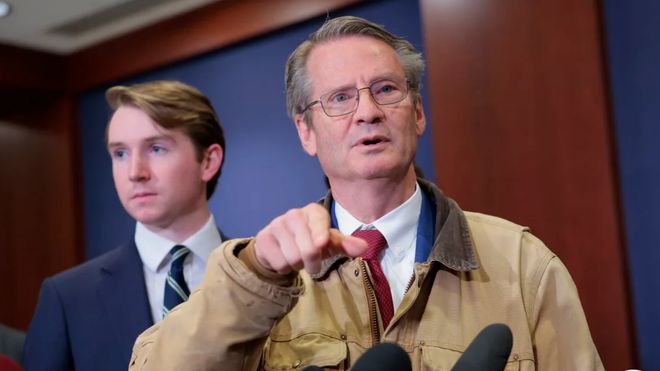 多名顶尖科学家离奇失踪引担忧,议员警告公开外星人报告可能引发社会动荡