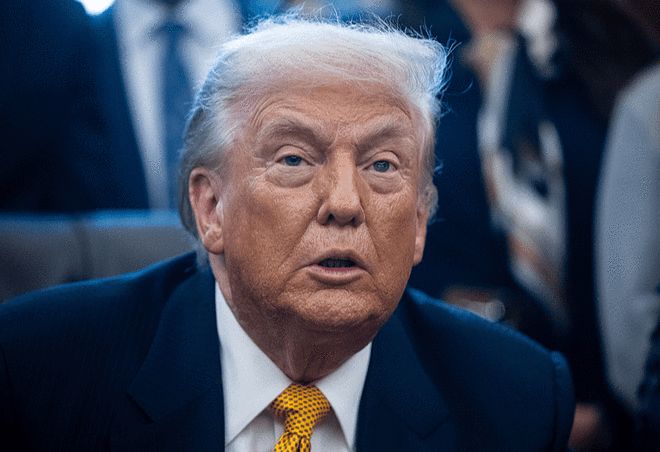 特朗普宣布延长对伊朗停火