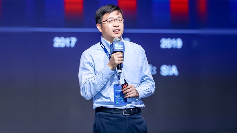 应志伟谈海光信息：软件防护有漏洞，AI安全需依赖不可更改的硬件基础