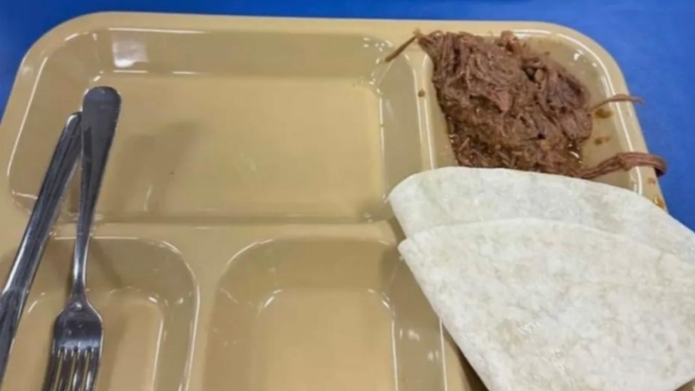 美军舰员海餐难续？家属援助遭拒