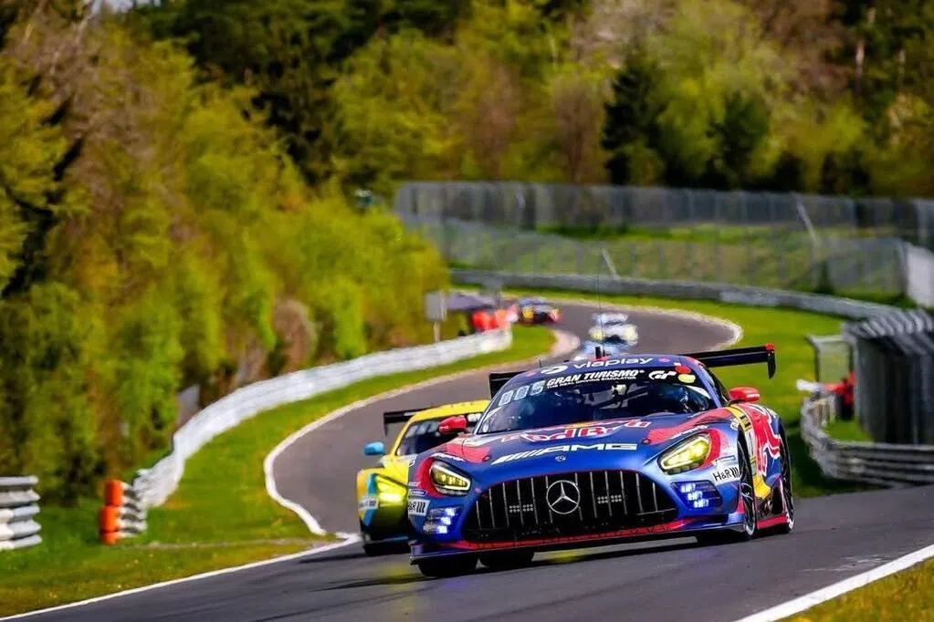 费斯塔彭赛车意外退赛 纽北耐力赛资格领先后遭不幸受损