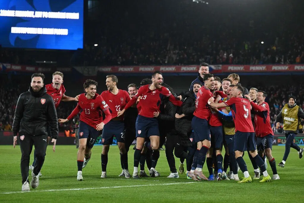 丹麦败北 捷克挺进世界杯决赛圈 点球大战重现历史辉煌