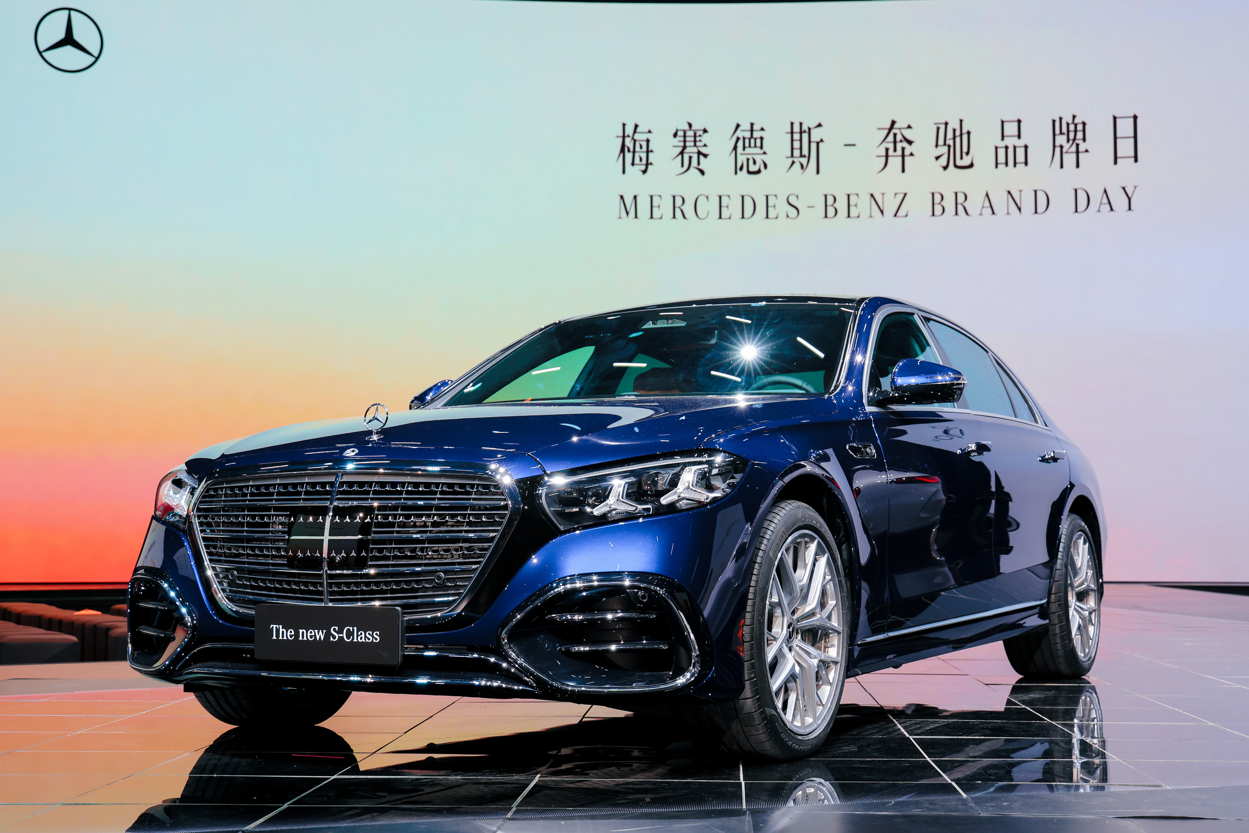 2026奔驰品牌日双星闪耀：全新纯电GLC SUV全球首秀/新一代S级轿车亮相