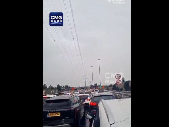 美伊紧张局势升级！特朗普设停火期限，万斯敦促调解人加速谈判：“总统已失去耐心”