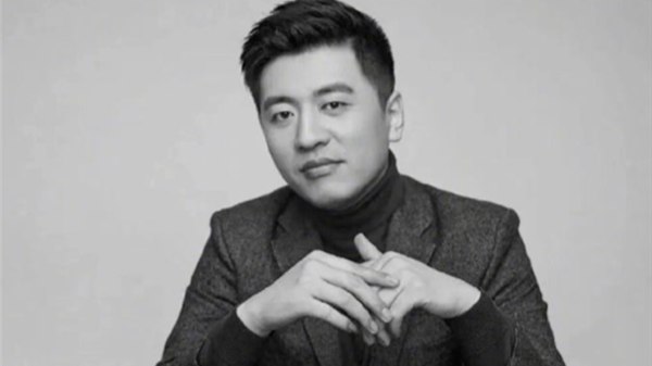 张雪峰遗作与言论再现网络引发版权争议 法律专家称可能构成侵权