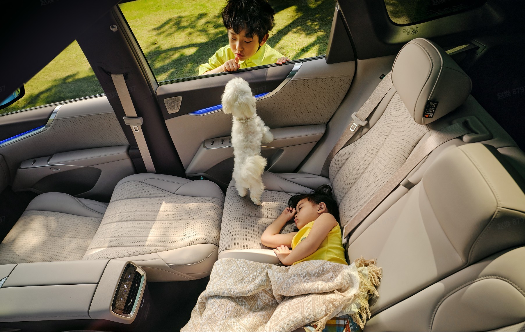 搭载真龙插混Pro/五恒健康座舱 别克至境E7上市置换价15.49万元起