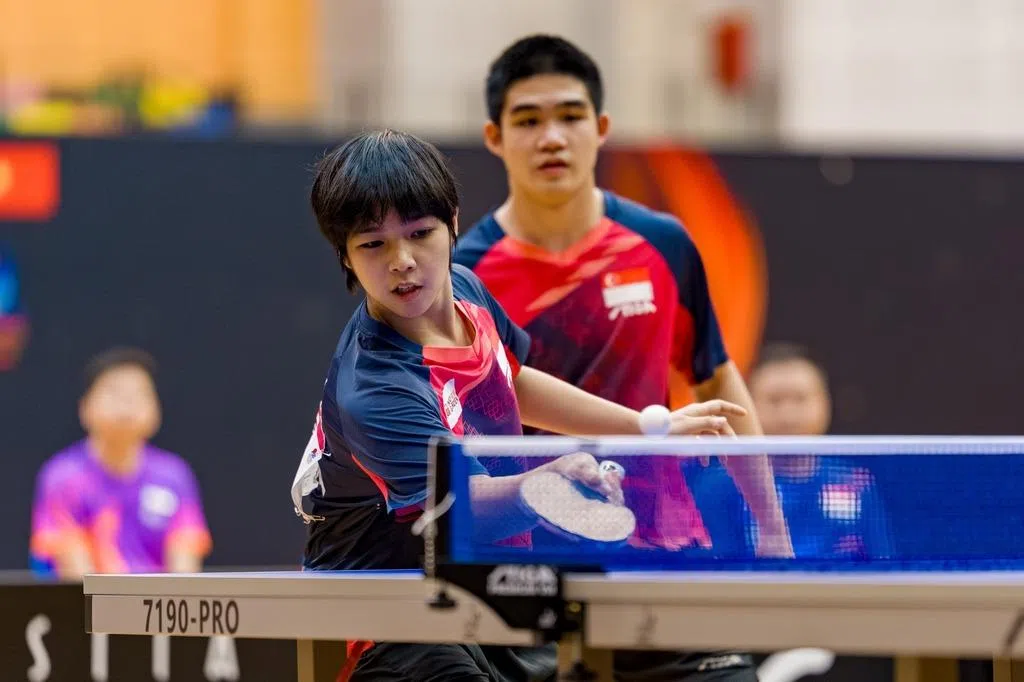 我国兄妹组合荣获东南亚青少年乒乓球赛混双亚军奖项
