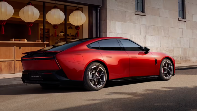 小鹏推出天玑AIOS6.1.0系统，搭载VLA2.0技术升级版