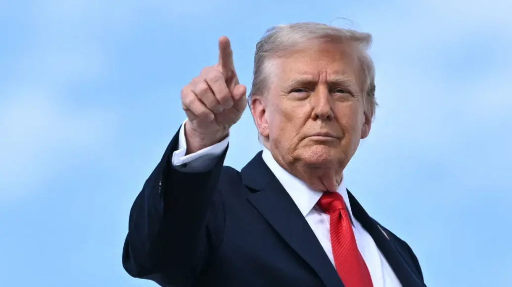 特朗普：在达成“协议”前不会解除对伊朗的封锁