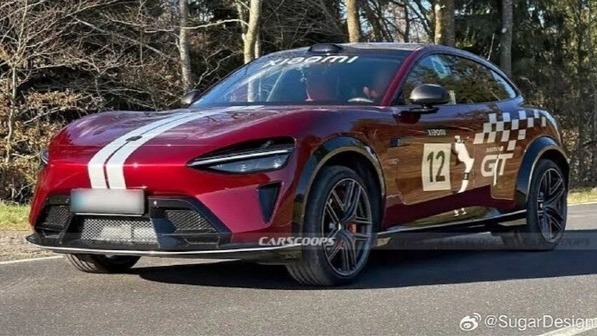 小米YU7 GT纽北赛道亮相 揭秘潜在“最快SUV”之争