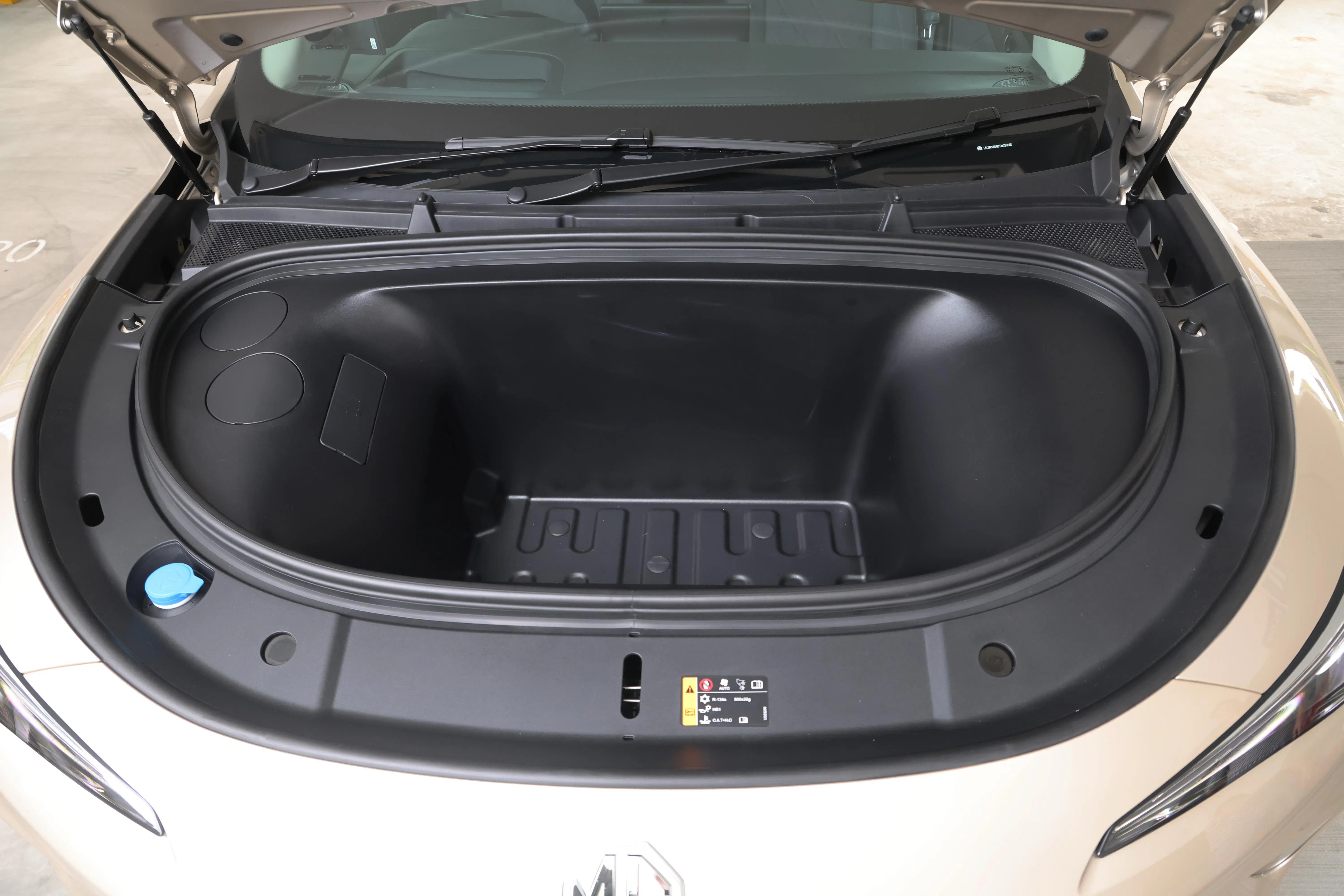 MGS6的前备厢容积为86公升。（唐家鸿摄）