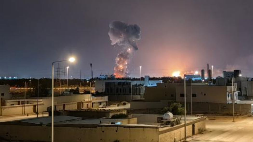 乌总统泽连斯基披露：俄方获取并向伊朗分享了针对驻中东美军的卫星情报