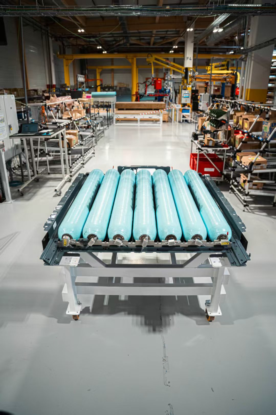 宝马发布氢能扁平化储存系统 2028年将搭载于全新一代BMW X5车型