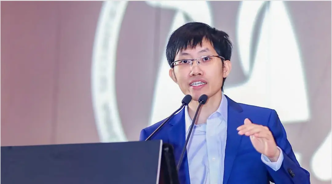 梁文锋内部透露:DeepSeek V4将于4月下旬发布