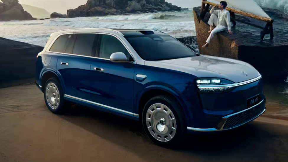 问界M9四款色彩方案揭晓，预定通道将于4月22日正式开放