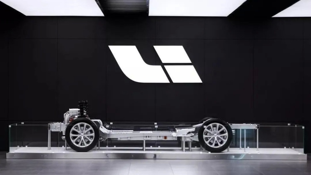 理想汽车回应新华社报道：严拒AI操控，捍卫合法利益