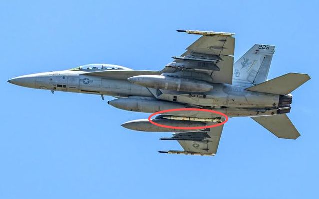 讲武谈兵|美新远程空空导弹初露真容,能缓解美军的焦虑吗?