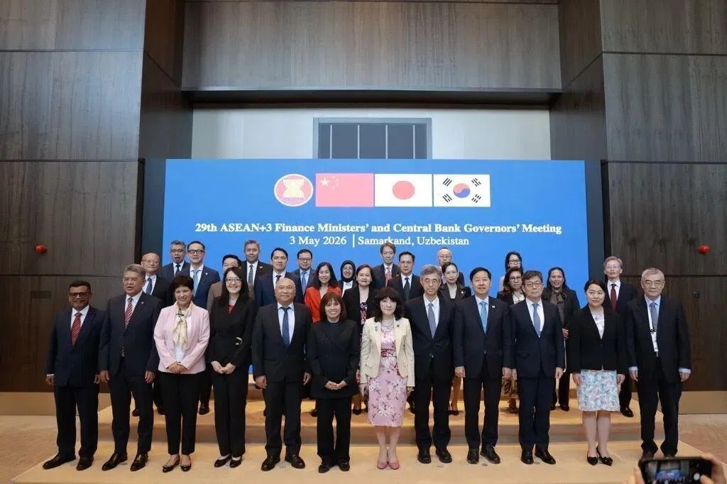 中国央行副行长参加东盟与中日韩财长会议