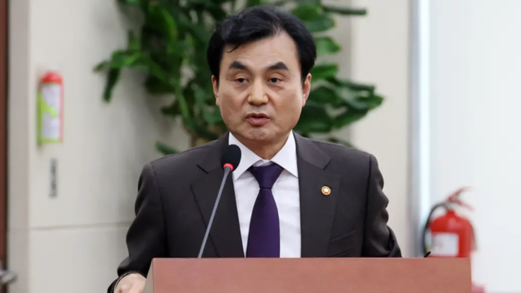 韩防长：加快从美方收回战时作战指挥权不成问题