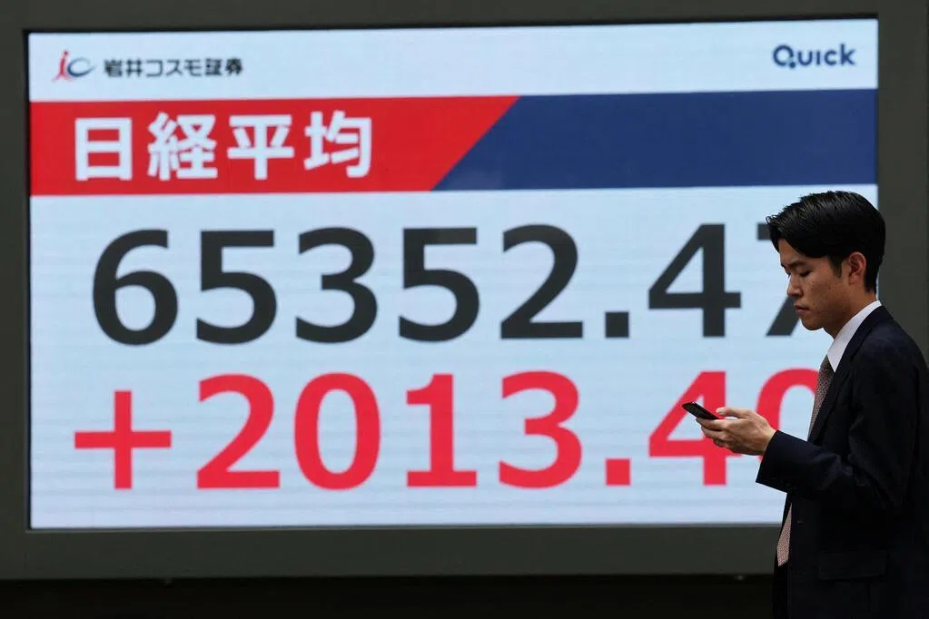 日经指数首次升破65000点 美伊谈判乐观情绪提振日本股市