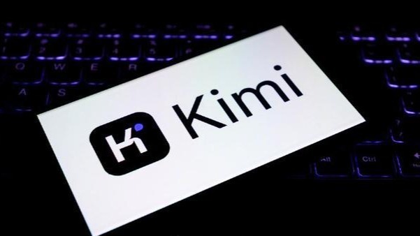 只向老外道歉?Kimi封号乌龙惹怒国内开发者:退钱!停更