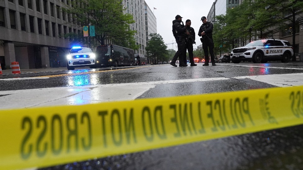 白宫附近传多声枪响，一名枪手被制服送医后死亡