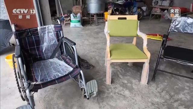 央视曝光惠民适老化改造变“敛财工程”:轮椅包邮425元,政府花1450元采购;15元的感应灯,政府采购价280元