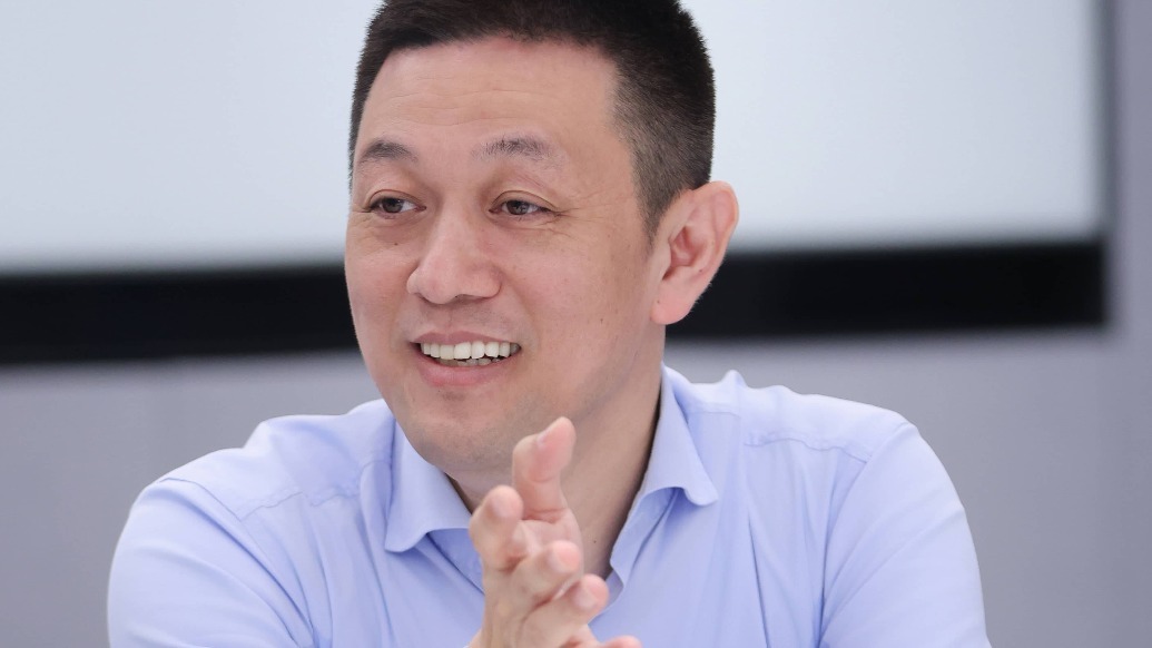 蔚来李斌谈为何不搞增程:别错判根源 建换电站远比加装增程器更高效