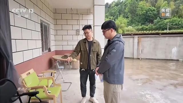 央视曝光惠民适老化改造变“敛财工程”:轮椅包邮425元,政府花1450元采购;15元的感应灯,政府采购价280元