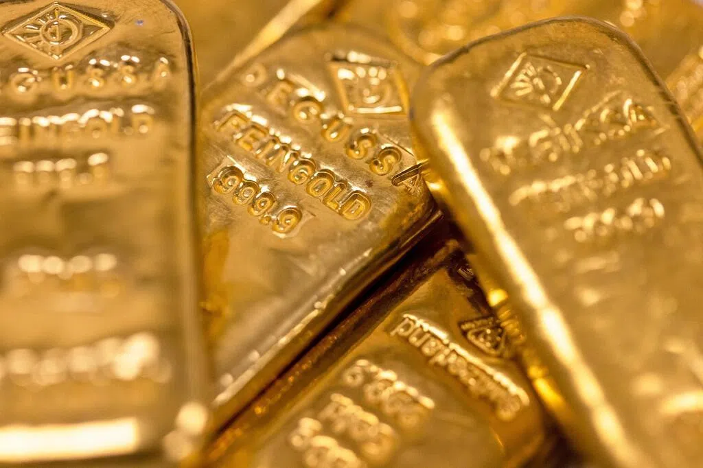 美伊接近达成协议迹象推动金价星期一起1.6%
