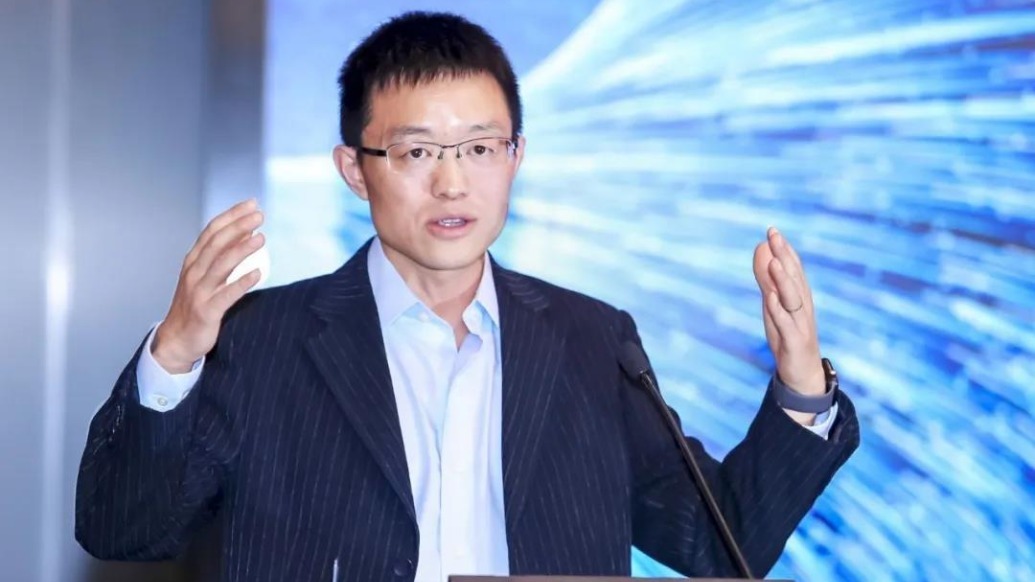 唐杰深夜发文,AI从工具到劳动力只差这一步