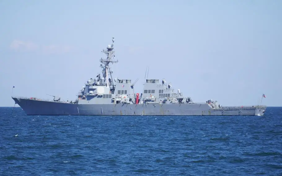 资料图：2025年2月，在东京湾近海的美国海军DDG-79“希金斯”号导弹驱逐舰