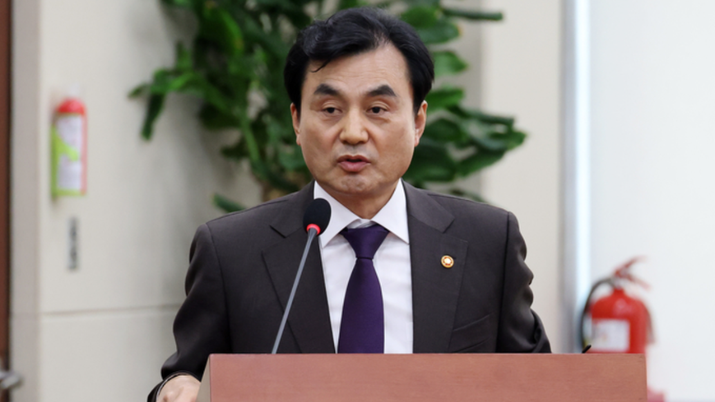韩防长:加快从美方收回战时作战指挥权不成问题