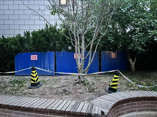 天津一7岁男童掉进小区竖井重伤昏迷 多部门正全力协调解决
