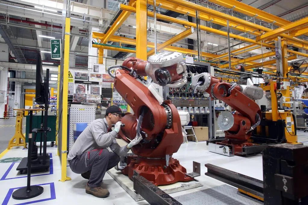 中国5月制造业PMI跌至临界点 需求走弱拖累经济动能
