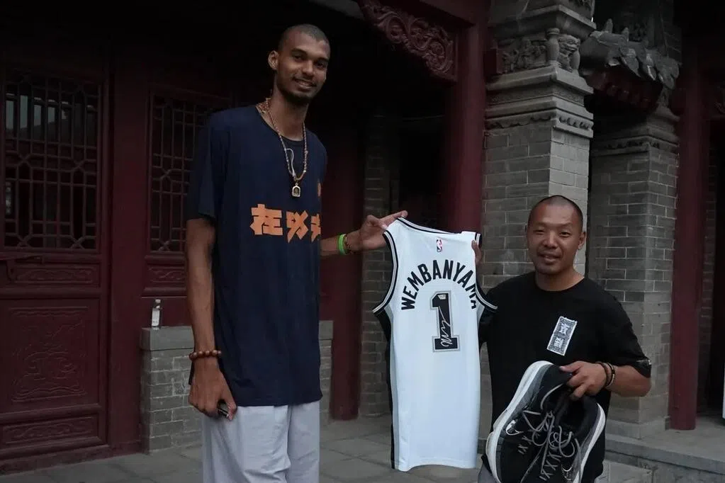 弟子文班亚马闯NBA总决赛 少林寺师父发文祝贺