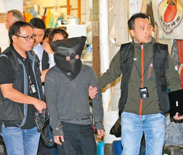 泰国13岁姐姐因抢手机杀害7岁亲妹妹,17岁舅舅协助抛尸;姐姐曾在手机中搜索“青少年犯罪会受到什么惩罚”